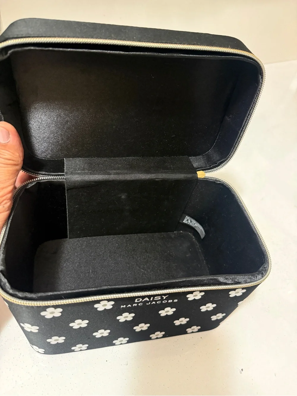 Marc Jacobs Black Daisy Makeup Train Case with Gold Zipper